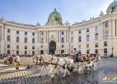 کاخ موزه هافبورگ؛از قصرهای سلطنتی و زیبای وین