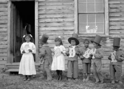 کشف گورجمعی بچه ها بومی کانادا، نبش قبر از یک نسل کشی فرهنگی